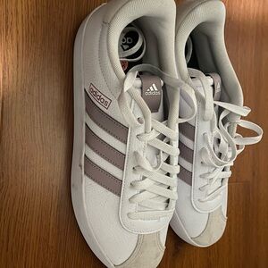 adidas Women's Sneakers White and Purple